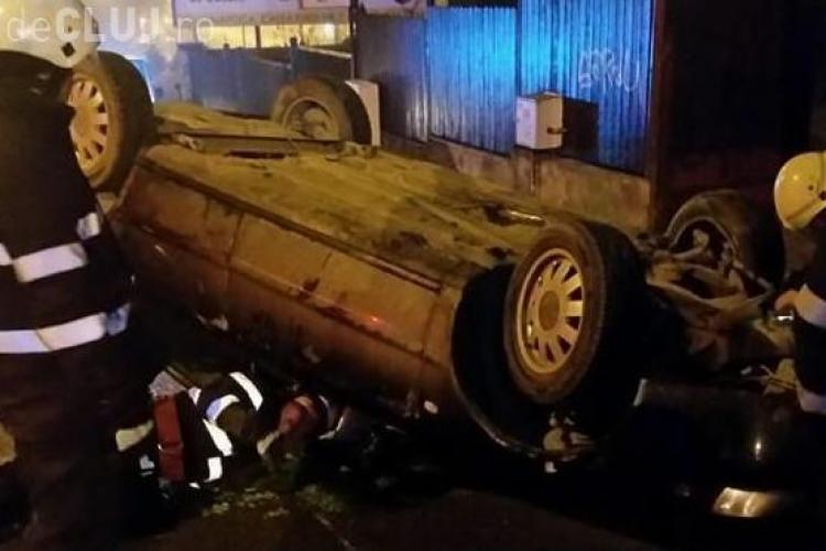 Accident pe Calea Turzii. Un tânăr băut s-a răsturnat cu mașina - VIDEO