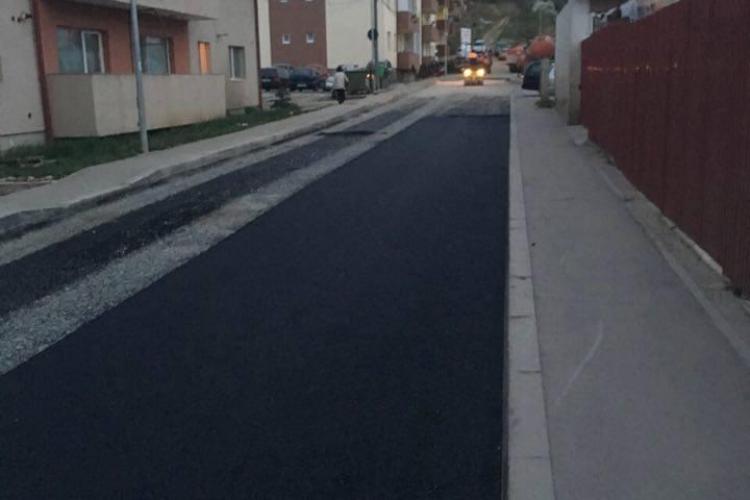 Strada Cetății 2 din Florești va fi cu strat de uzură până luni dimineașa - FOTO