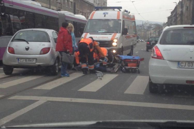 Accident grav pe strada Horea. O persoană a fost lovită pe trecerea de pietoni - FOTO