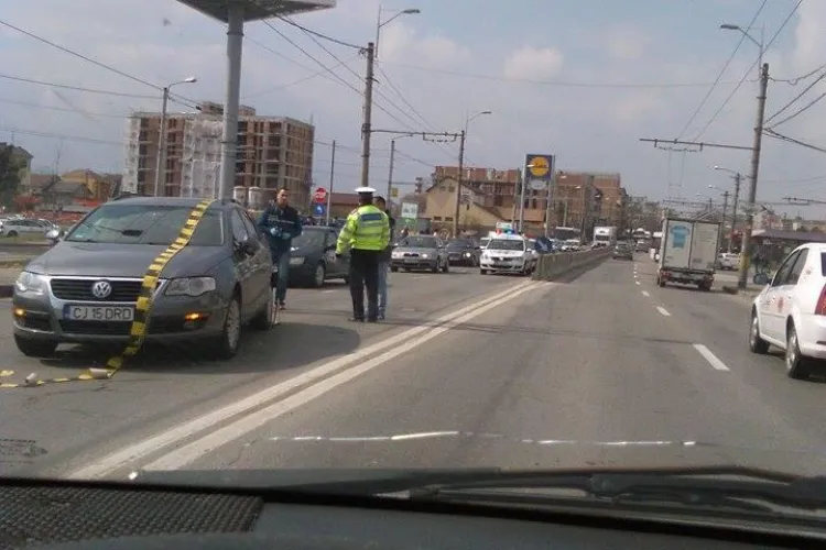 Accident la IRA! Pieton lovit de o mașină - FOTO
