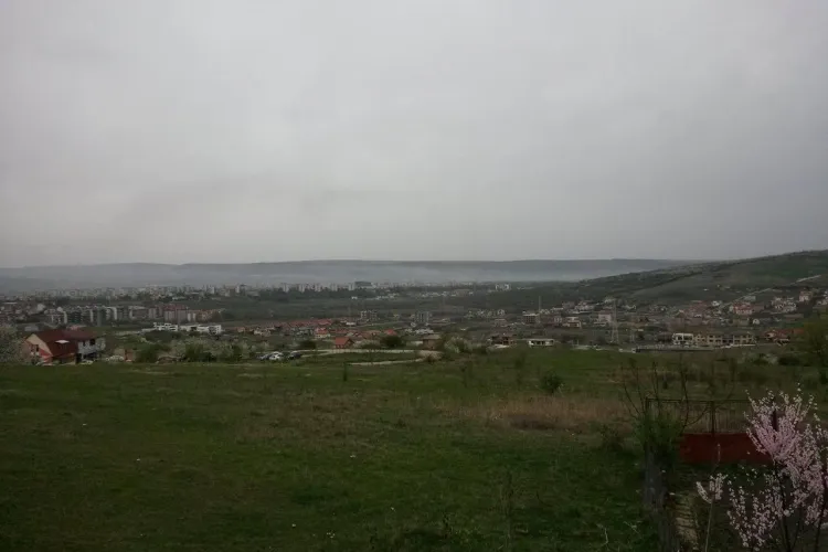 Clujul este sub un nor de fum, după un INCENDIU la groapa de gunoi de la Pata Rât. Muncitorii s-au făcut de râs - FOTO