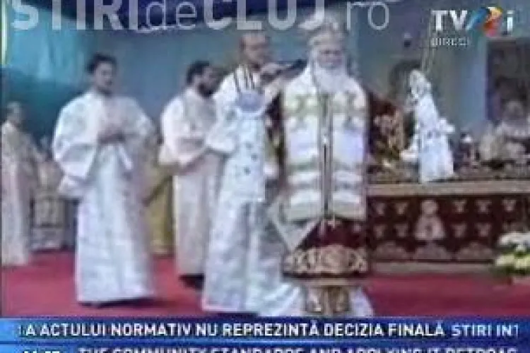 Romania fierbe, iar TVR transmite o slujba religioasa! - VIDEO