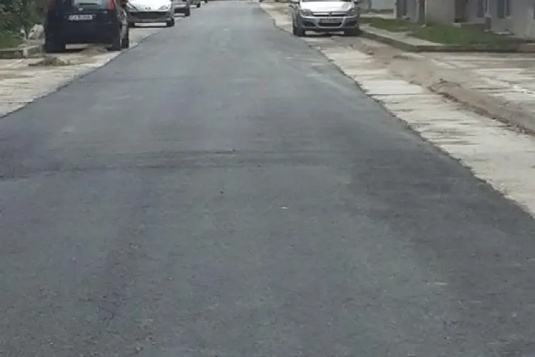 În Florești s-au asfaltat aleile publice în Multiserv - FOTO