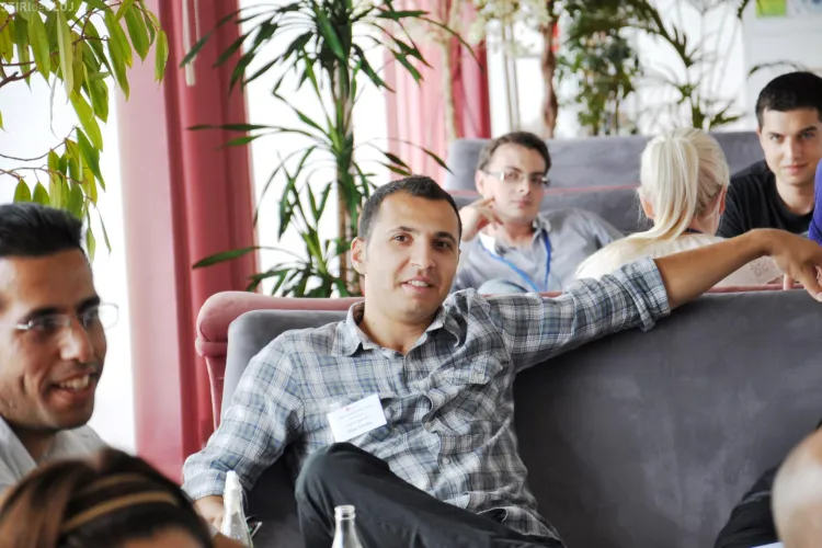 Arestare în cazul atacului cu cuțite de la piața auto din Florești / Gilău