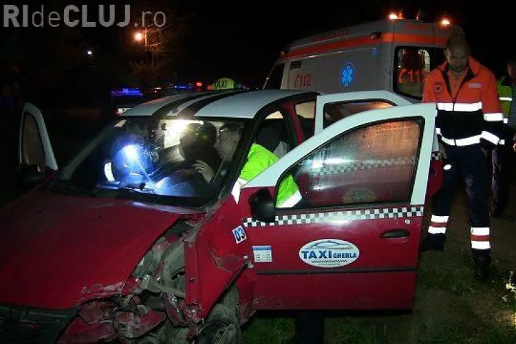 Urmărire ca în filme la Gherla! Un taximetrist beat a fugit de poliție până când a făcut accident VIDEO