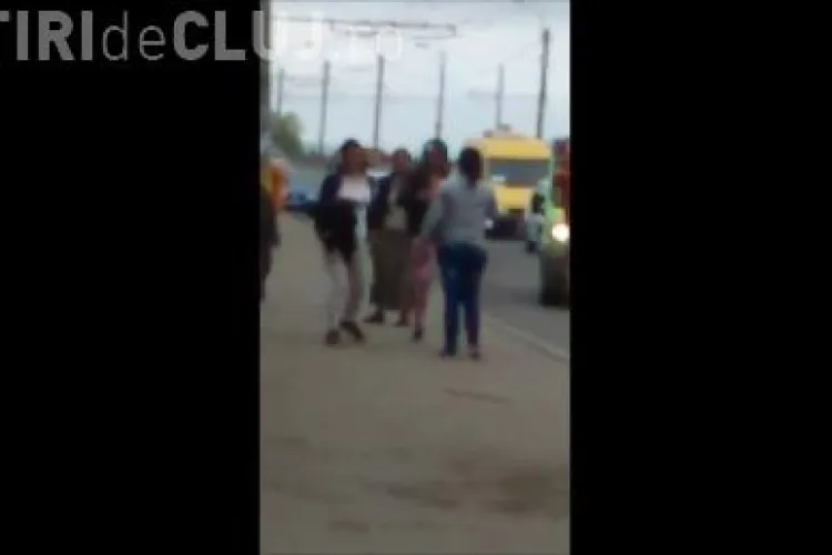 Mai multe femei s-au luat la bătaie în Mărăști, în stația IRA - VIDEO