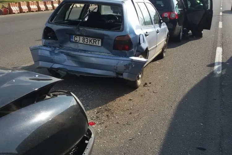 Accident cu trei victime la Polus Center, cauzat de un șofer de aproape 80 de ani