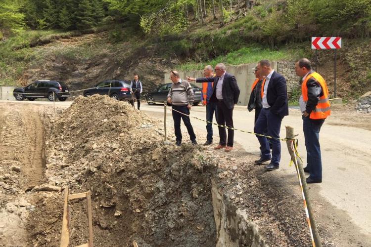 Drumul Răchițele - Ic Ponor, inaugurat în 55 de zile. Lucrările au început acum 7 ani