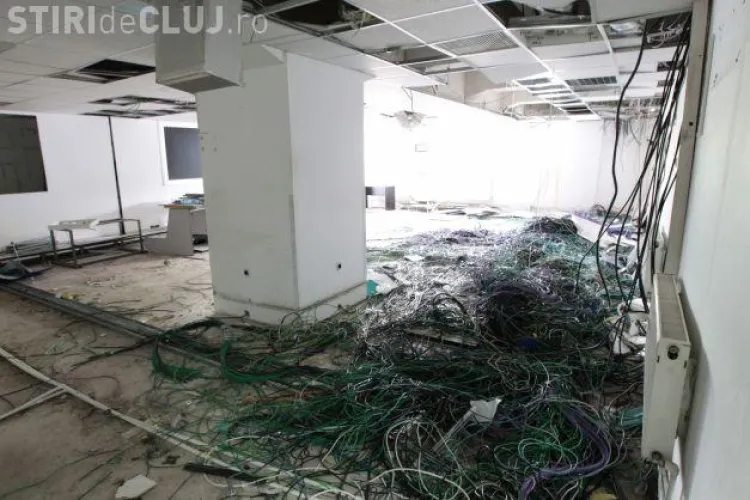 Cum au lăsat Antenele sediile sechestrate de ANAF. Totul e devastat - FOTO