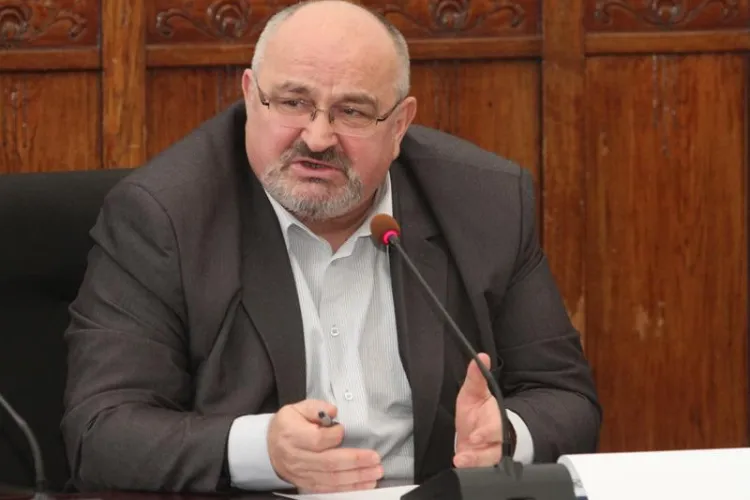 Prefectul Clujului și-a amintit că a fost informat despre dezinfectanții diluați