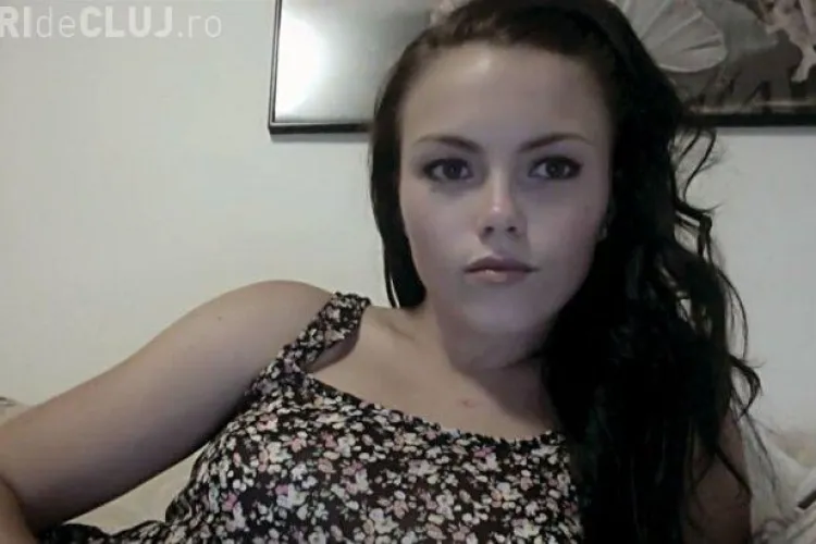 O tânără nu și-a acoperit camera web de la laptop, iar acum are de suferit