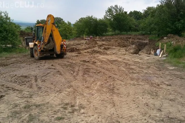 În Feleacu, dezvoltatorul Budău, din Satu Mare, construiește fără autorizație de construire, chiar sub nasul autorităților