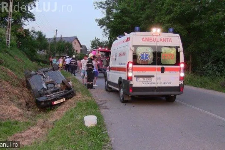 Accident cu două victime, pe drumul Gherla-Dej. A fost cauzat de un TERIBILIST beat la volan și cu permisul suspendat