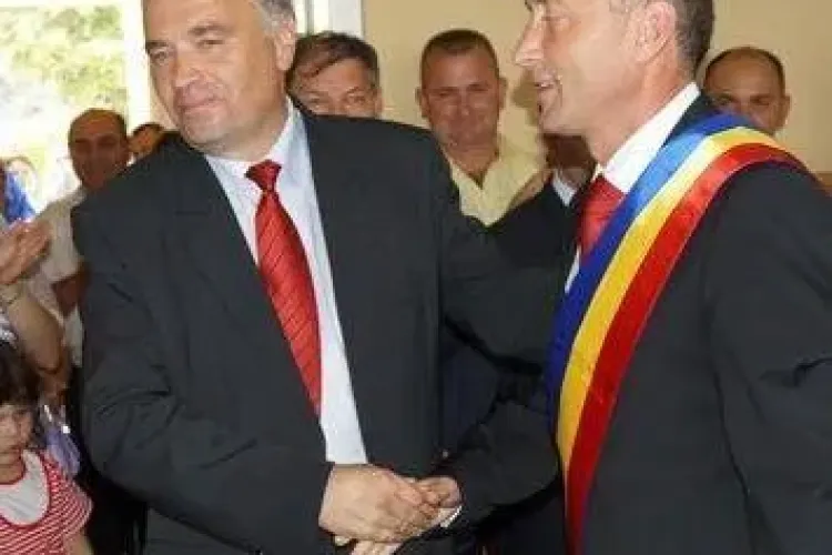 PSD a câștigat Primăria din Gherla. Marius Sabo a fost învins de Ioan Neselean