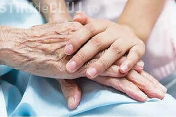 Serviciu de asistență a persoanelor vârstnice la domiciliu, la Cluj. Cum vor fi ajutați bătrânii