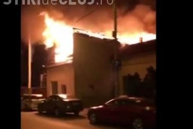 Incendiu la o casă dezafectată pe Dorobanților. Mai multe persoane își făceau veacul acolo VIDEO