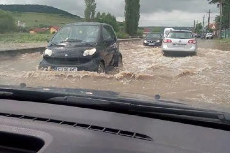 Inundații la Sânpaul, județul Cluj - VIDEO
