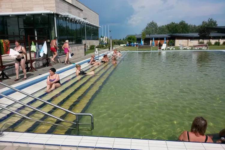 Băile termale de la Nyirbator, perla de lângă granița Româno - Maghiară - FOTO