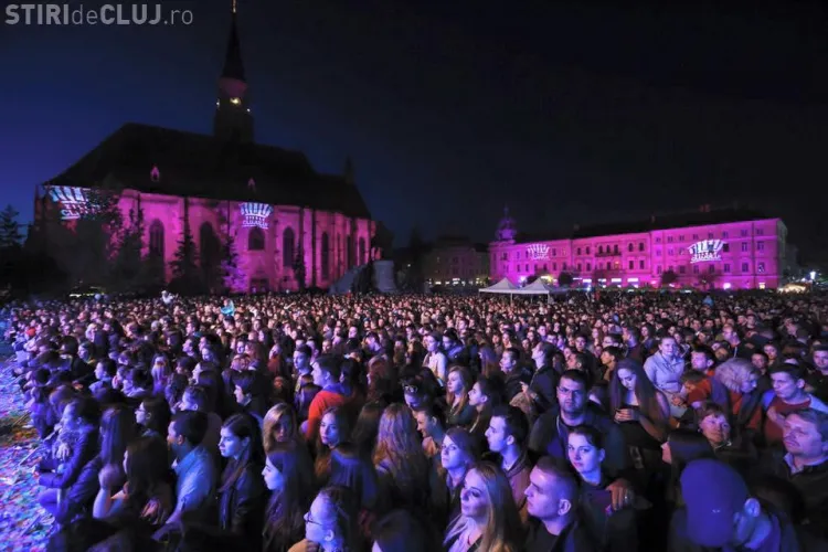 ZILELE CLUJULUI: Mii de oameni la concerte. Cu ce vedetă s-a pozat Emil Boc - FOTO