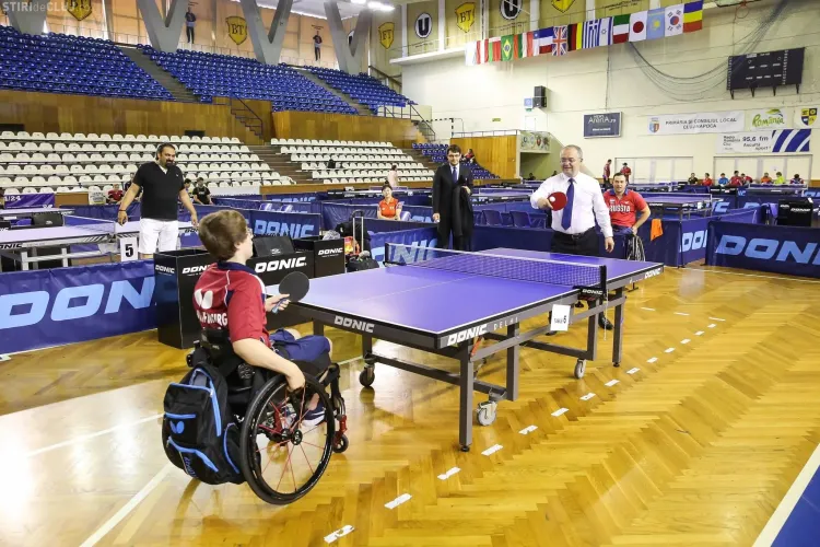 La Cluj-Napoca a început competiția de tenis de masă pentru persoane cu dizabilități - FOTO