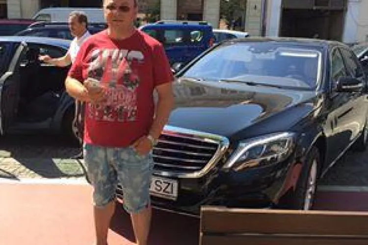 Consilier din Florești întrebat de ce și-a parcat ”Merțanul” pe pista de pe Eroilor: Ce-ți trebe tu? Esti o proasta!