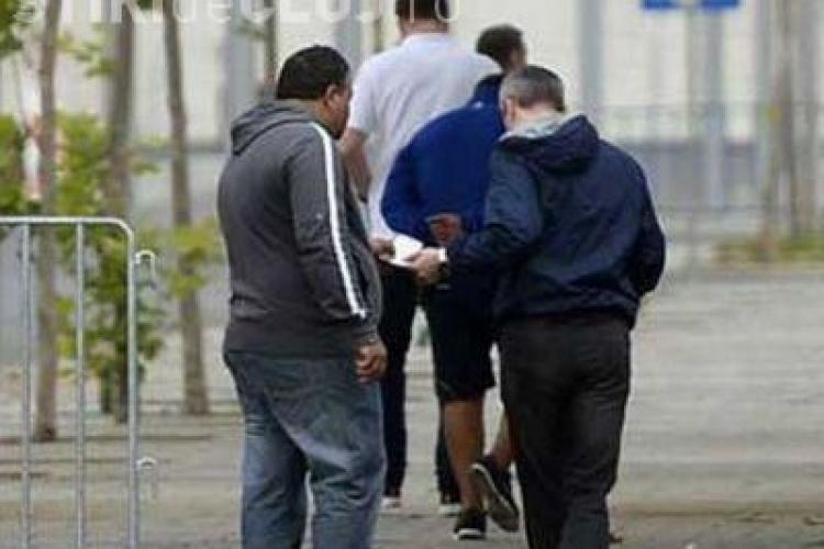 Escroc reținut de polițiști la Cluj! L-au prins în flagrant vânzând bilete contrafăcute pentru Untold