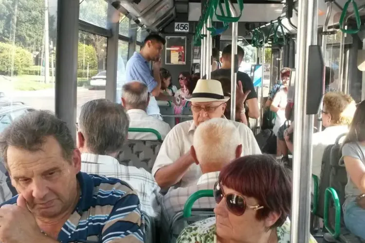 Căldură insuportabilă în autobuz la Cluj: ”Cineva poate muri!”
