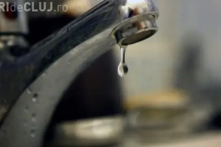 Avarie pe strada Dâmboviței, din Mărăști. Oamenii sunt fără apă de 7 ore