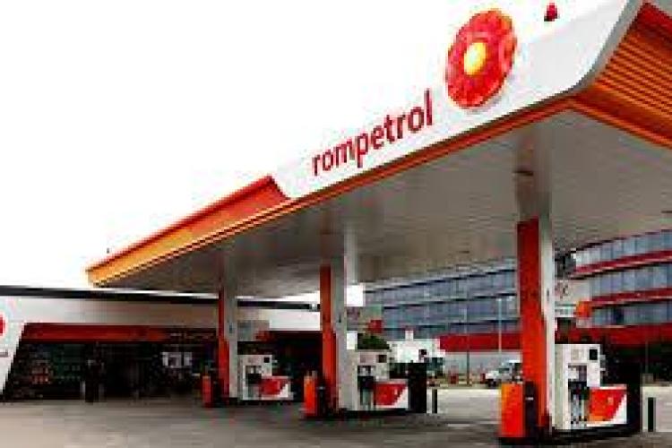 Proprietarul companiei Rompetrol dă în judecată România