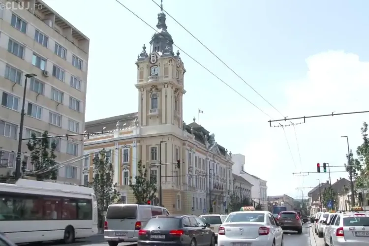 Turnul cu ceas de la Primăria Cluj-Napoca a fost pus în funcțiune ‪- Galerie FOTO