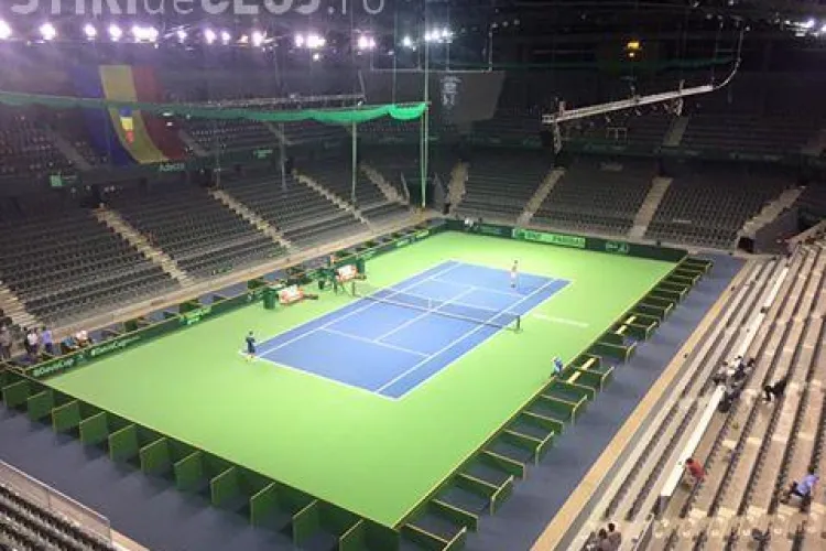 Sala Polivalentă din Cluj e pregătită pentru meciul de tenis România-Spania. Clujenii pot participa la antrenamentele jucătorilor