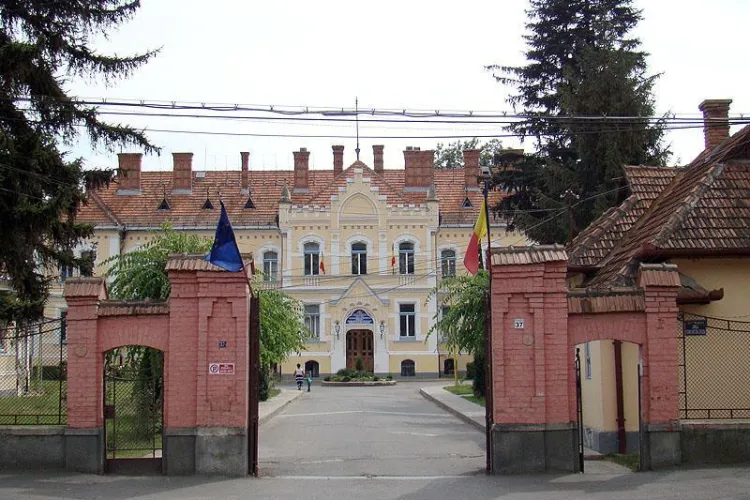 Direcția de Protecție a Copilului Cluj a reabilitat o clădire fără autorizație