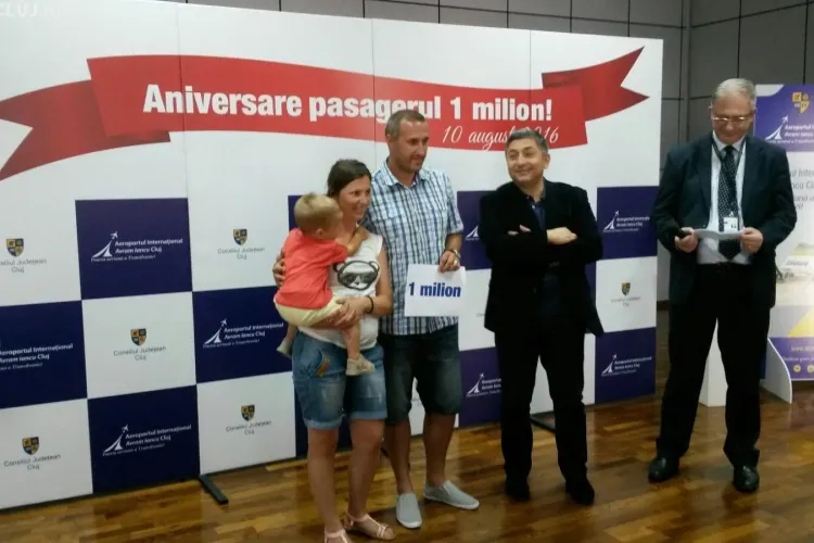Aeroportul Cluj a premiat pasagerul cu numărul un milion din acest an. E un nou record FOTO