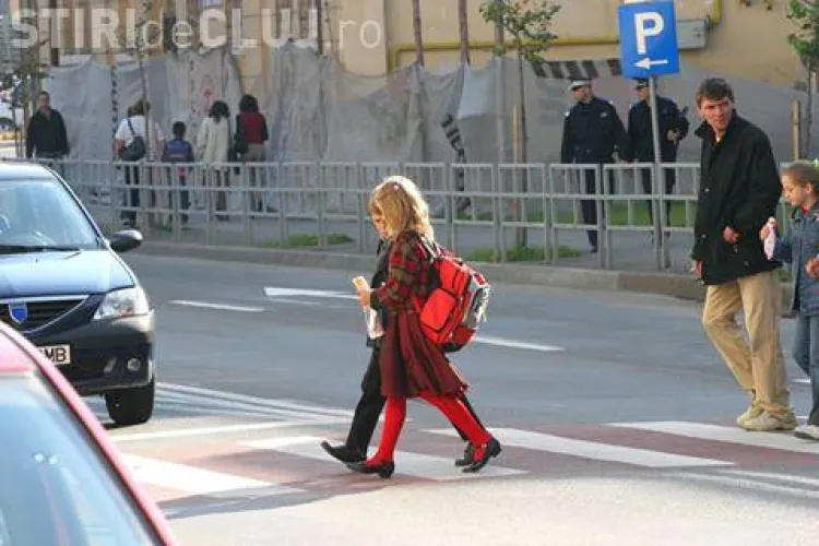 Ghiozdane și rechizite pentru copii clujeni care provin din familii defavorizate