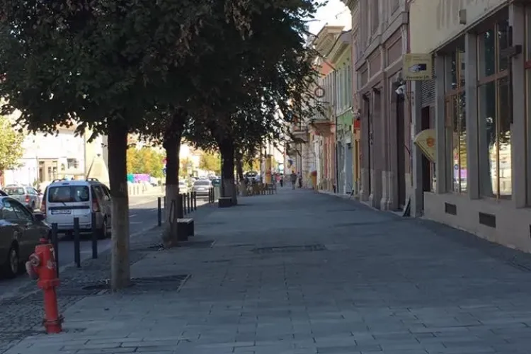 Cum arată latura sudică a Pieței Unirii, după ce a fost modernizata FOTO