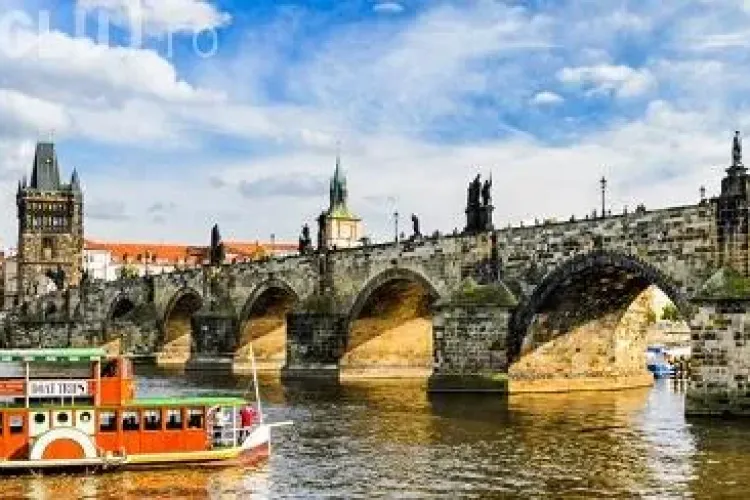 Ofertă de senzație pentru un City Break în Praga. Vezi despre ce este vorba