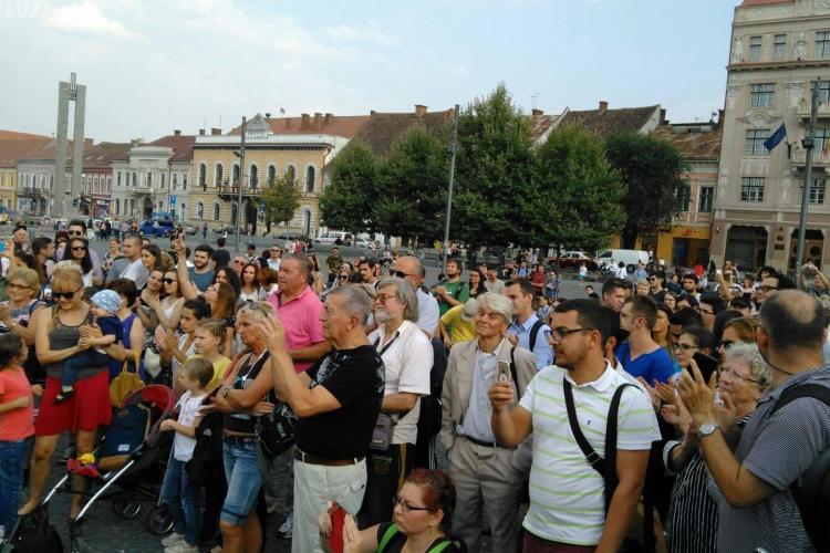 Clujenii au deschis șampaniile după ce am pierdut titlul Capitala Culturii 2021 - VIDEO