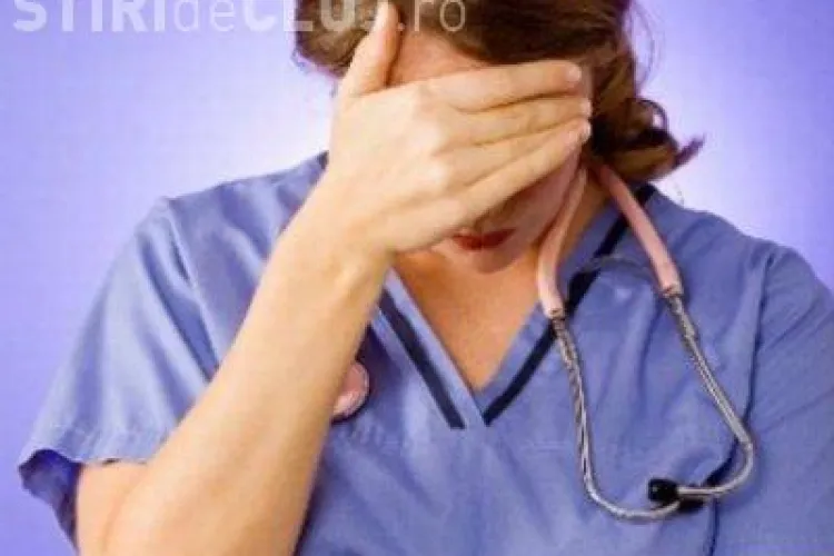 Țiganii din Floreşti au bătut un medic SMURD. Pe asistent l-au băgat în spital