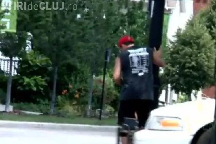 Cluj-Napoca: Se masturbeaza pe strada sau prin ganguri? Oare nu deranjeaza pe nimeni?