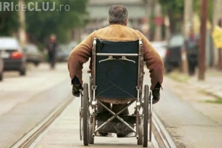 Un bărbat a stat în scaunul cu rotile 43 de ani din cauza unui diagnostic greșit