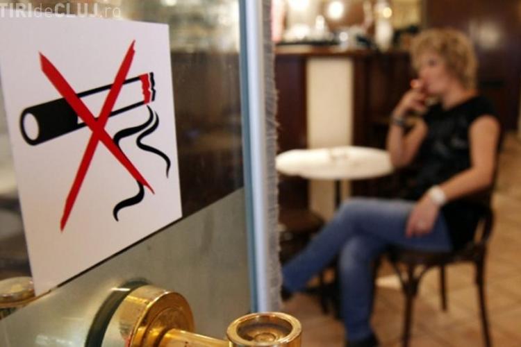 Aurelia Cristea propune schimbarea Legii Antifumat. Fumatul va fi interzis în maşinile personale