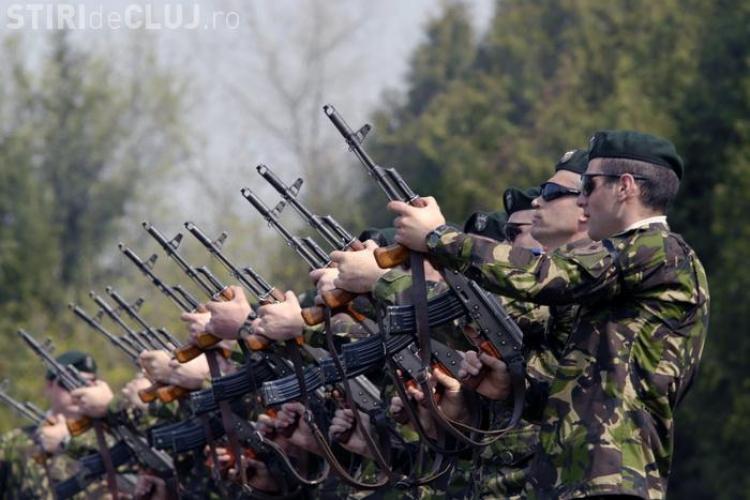 Cluj: Se fac angajări de soldați