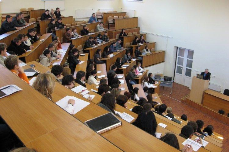 Încep înscrierile la EMBA -ul University of Hull 100% britanic din Cluj-Napoca