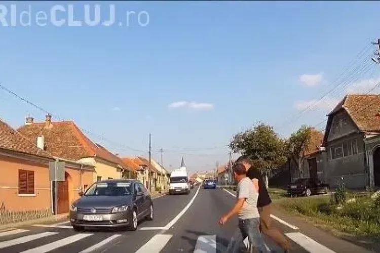 Un șofer clujean a văzut acest caz pe stradă și a oprit: ”Ai vrea sa fii in locul lui?” - VIDEO