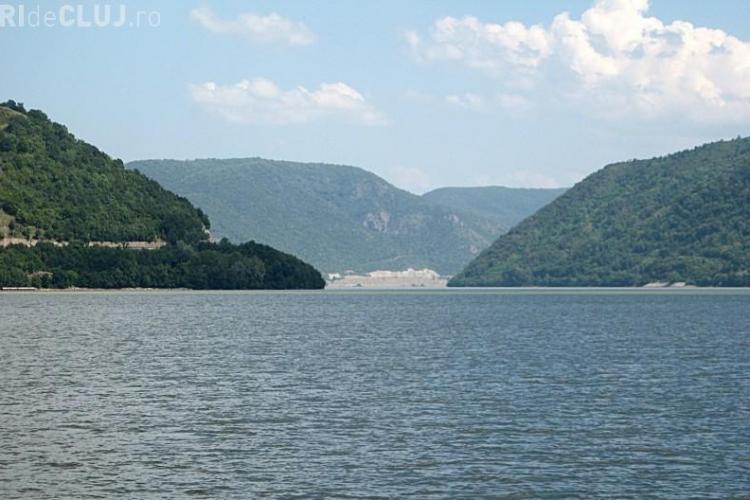 Doi imigranți au murit în timp ce încercau să traverseze Dunărea pentru a ajunge în România