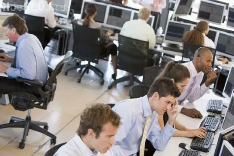 Cluj - Propunere ca românii să poată opta pentru săptămâna de lucru de 4 zile / 10 ore pe zi