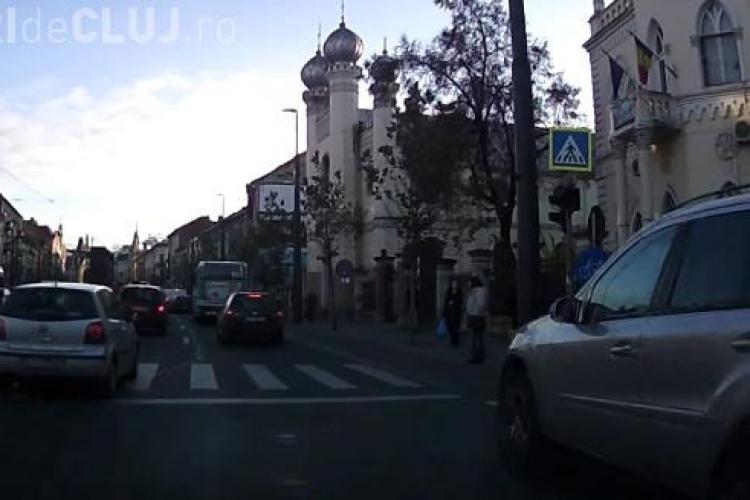 Cluj-Napoca: Cu ”Merțanu” pe pista de bicicliști de pe strada Horea - VIDEO
