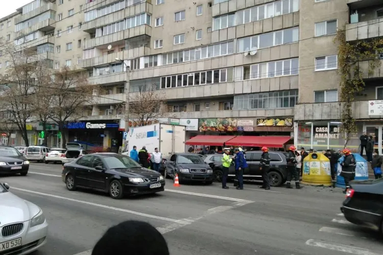 Accident în Mănăștur, în fața magazinului BIG - FOTO