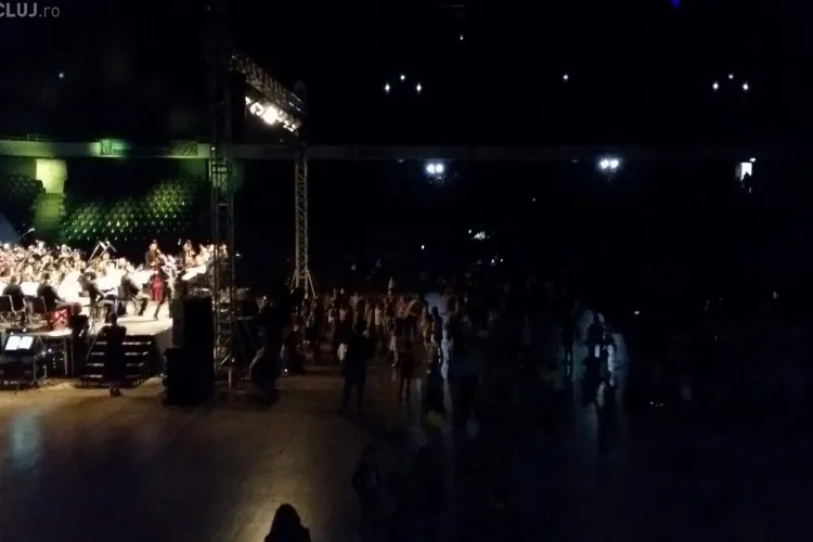 Scrisoare către parinții nesimțiți ce au asistat aseară la spectacolul "Magical Music from Movies" de la Sala Polivalentă