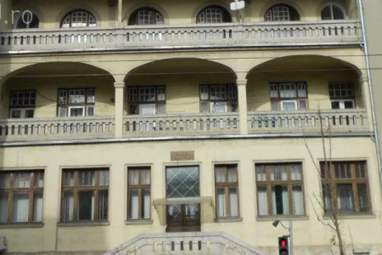 Calvarul trăit de o familie la Pediatrie 1 Cluj: Voi cu Facebook-ul si cu Youtube -ul vostru ne cereți nouă analize